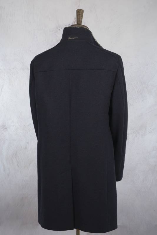 Пальто мужское Киплинг